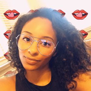 Meet your Posher, Lena